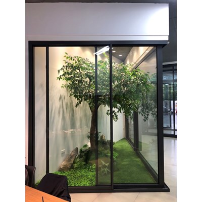 Cửa lùa 2 cánh nhôm Xingfa màu đen